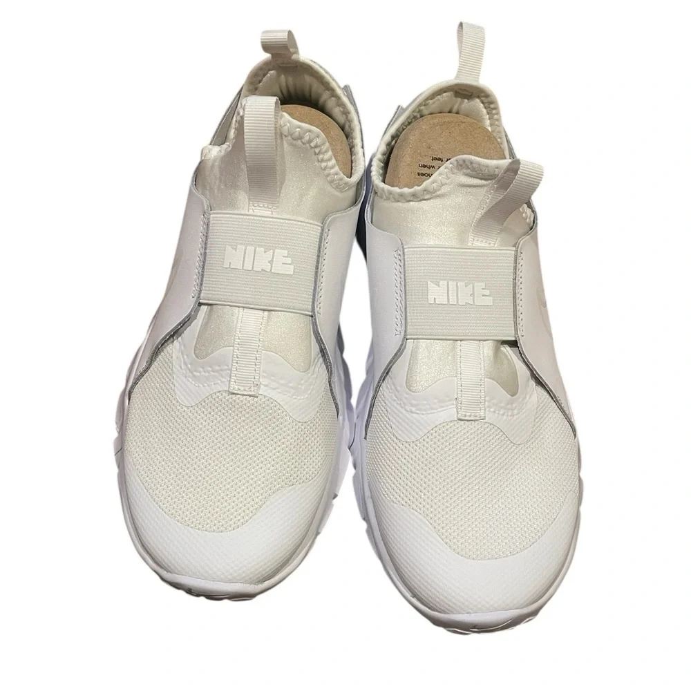 Nike Flex Runner 2‎ (GS,) Size 5.5Y, White/White, Unisex, NIB